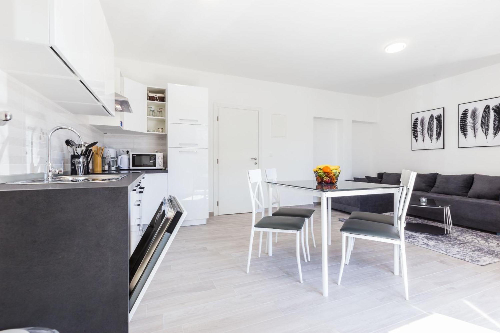 Nikola Apartments Free Parking Bbq 자다르 객실 사진