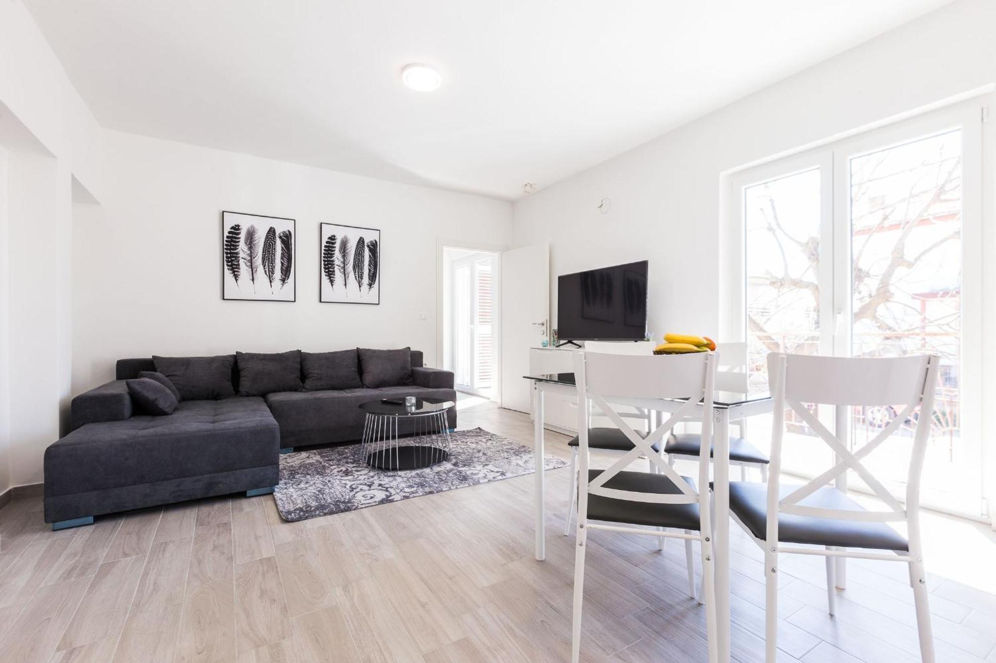 Nikola Apartments Free Parking Bbq 자다르 객실 사진